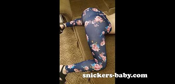  Big ass teen hot sexy girl big tits housewife Pussy lips training leggings tight swimsuit Snickers baby